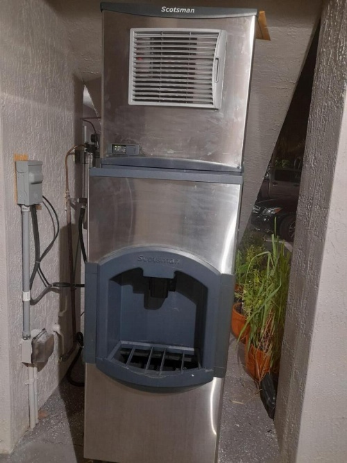 Super 8 by Wyndham Dania/Fort Lauderdale Arpt image 34