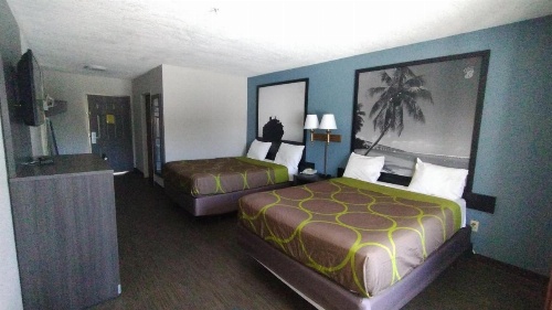 Super 8 by Wyndham Dania/Fort Lauderdale Arpt image 44