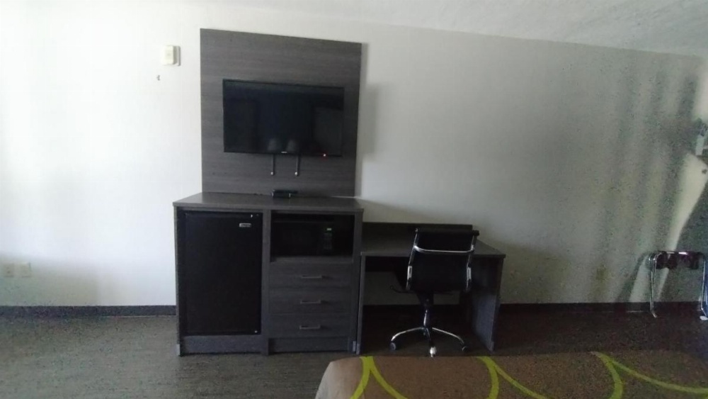 Super 8 by Wyndham Dania/Fort Lauderdale Arpt Image 47